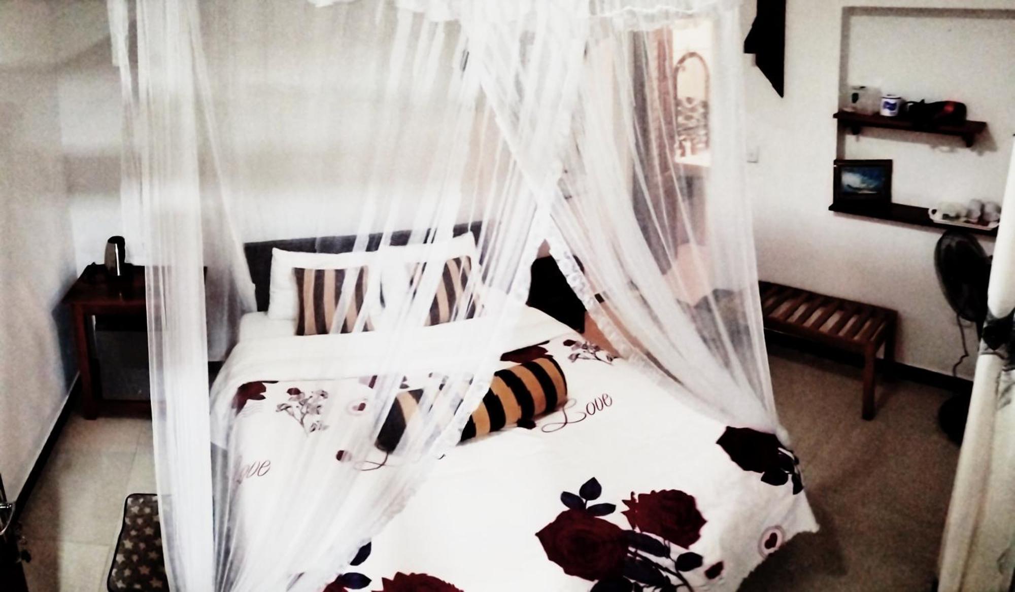 Supipi Homestay เอลลา ภายนอก รูปภาพ